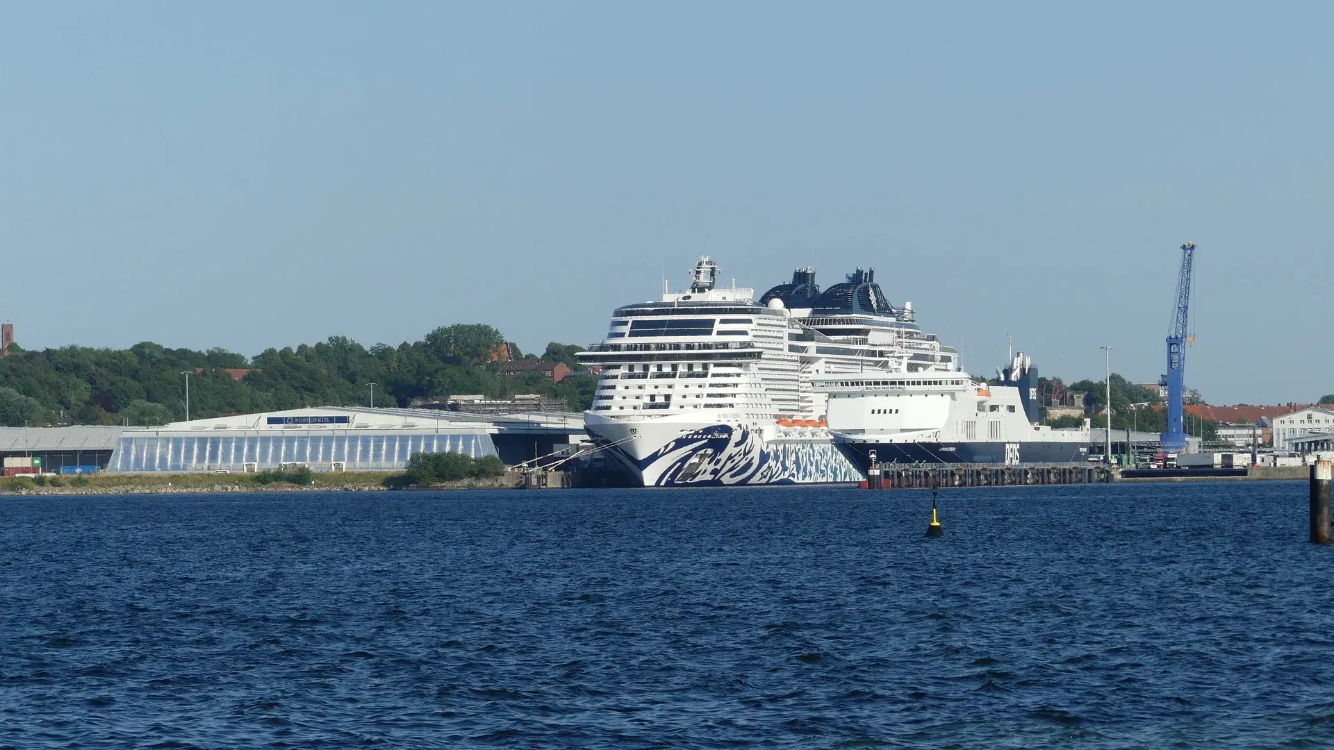 MSC Euribia kruvaziyer gemisinin dış görünümü — MSC Euribia ile Norveç Fiyordları Turu – İzmir çıkışlı – SunExpress ile 7 Gece