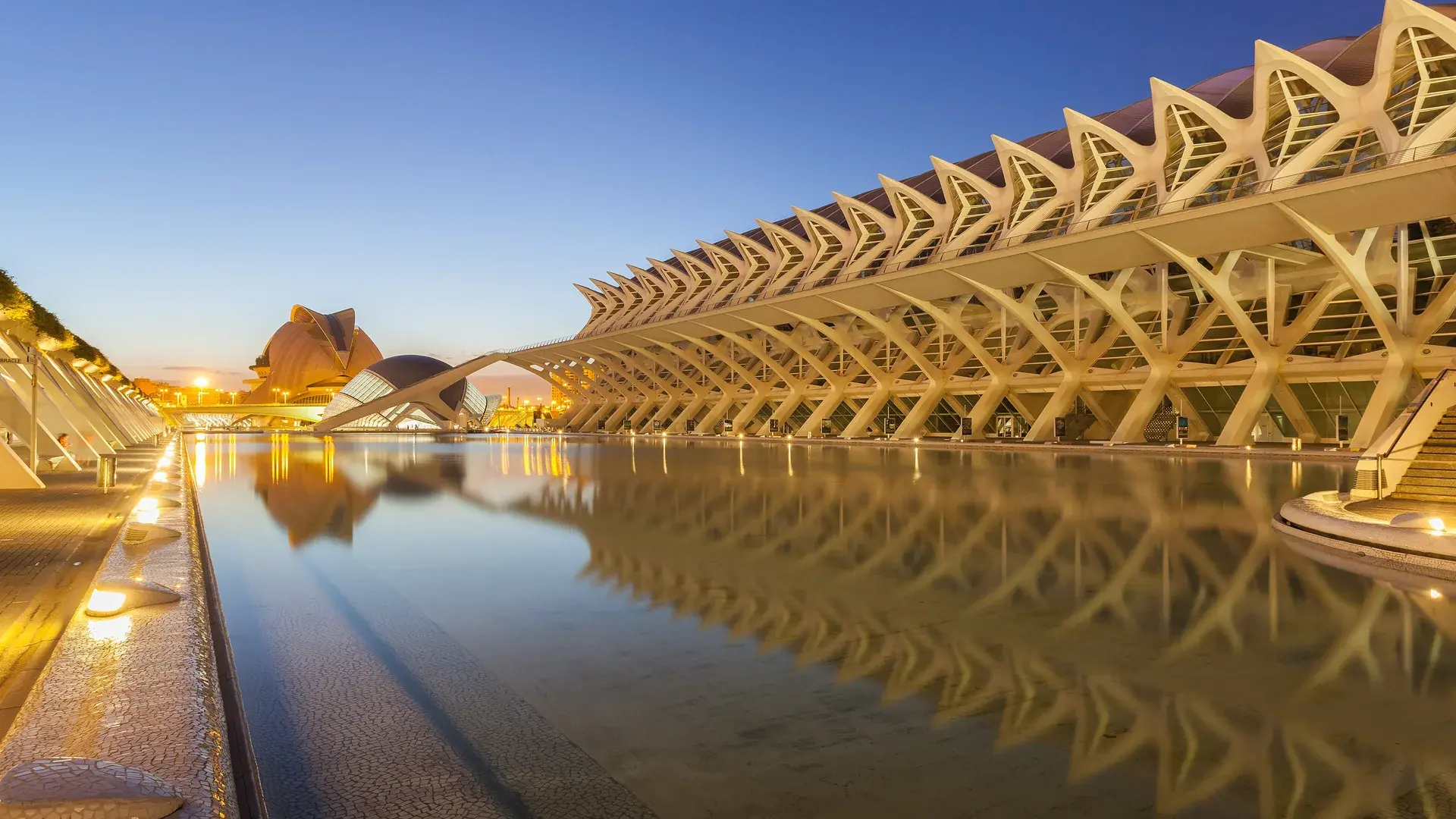 Valencia manzarası — Flex Madrid, Valencia, Barcelona Özel Seferi Turu – AJet ile 4 Gece