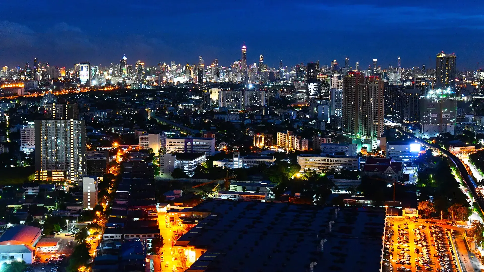 Bangkok manzarası — Elegant Bangkok, Phuket Hava Yolları Turu – Saudia ile 6 Gece