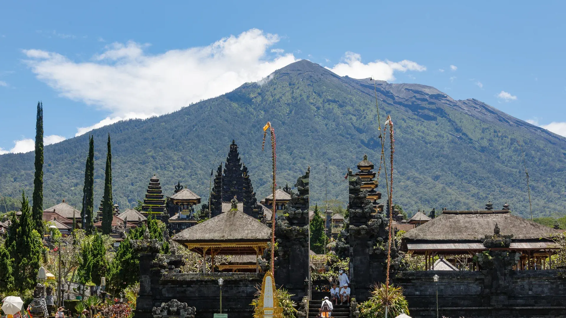 Bali ada ve kıyı manzarası