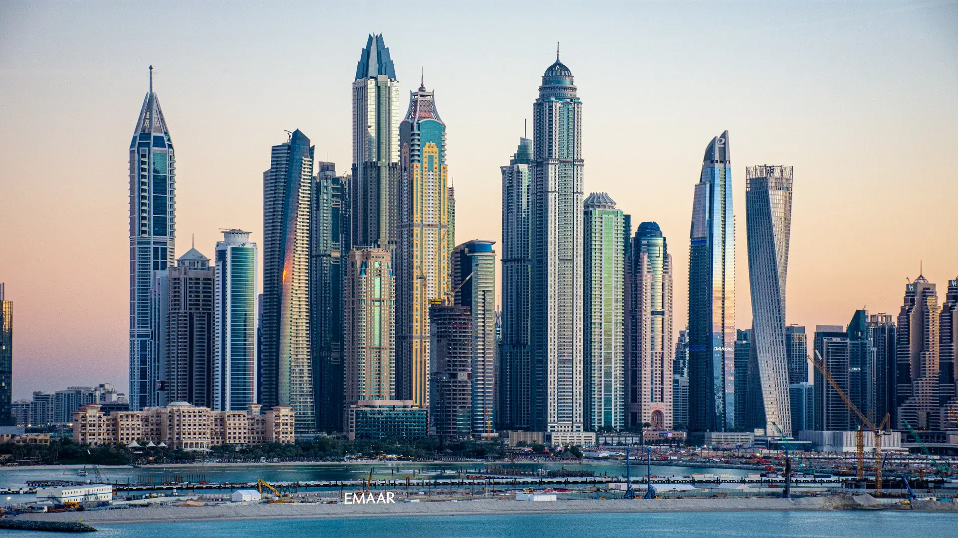 Dubai şehir manzarası