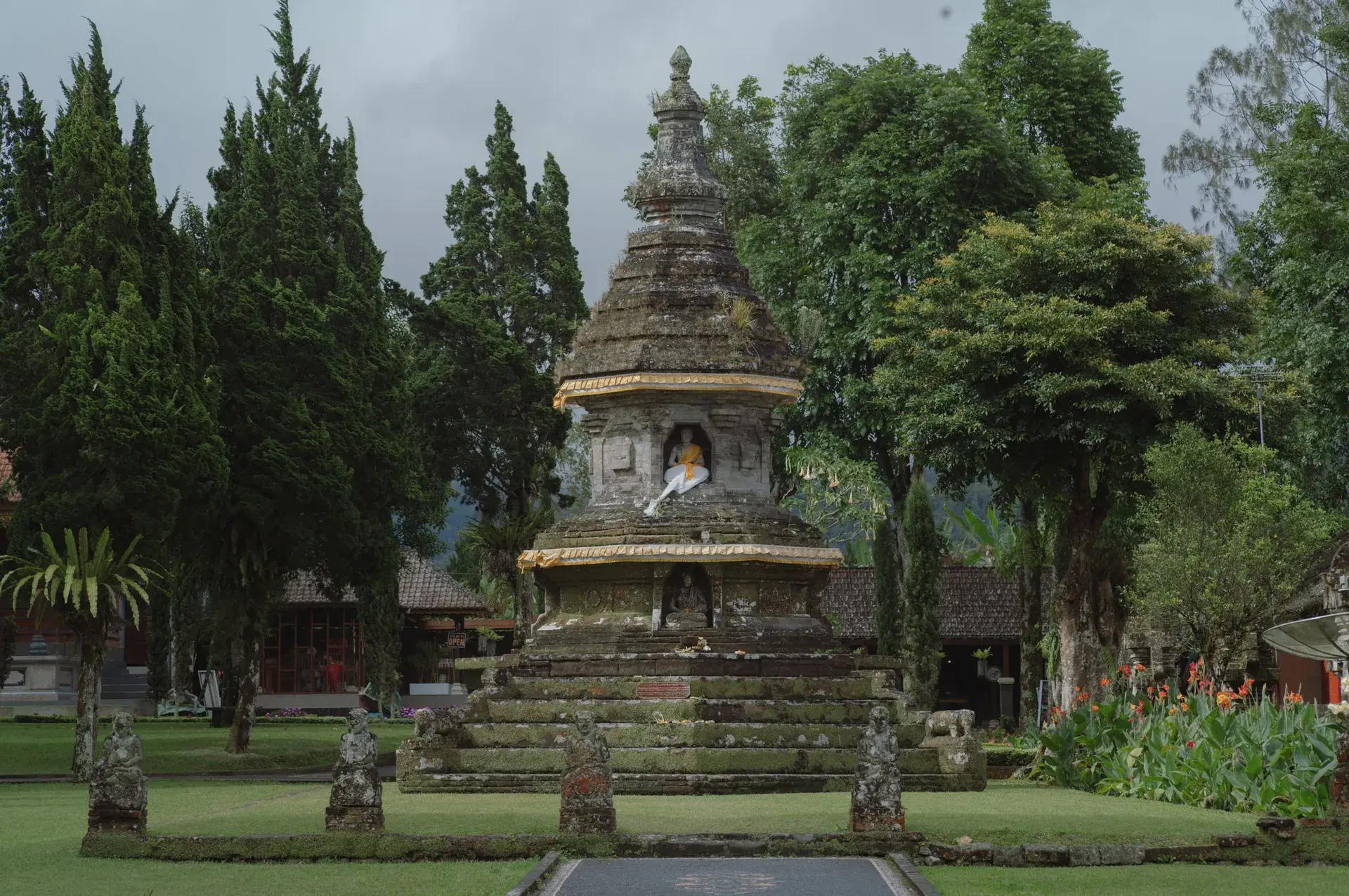 Singapur, Bali ve Kuala Lumpur Turu – 8 gece, Ağustos 2027 dönemi