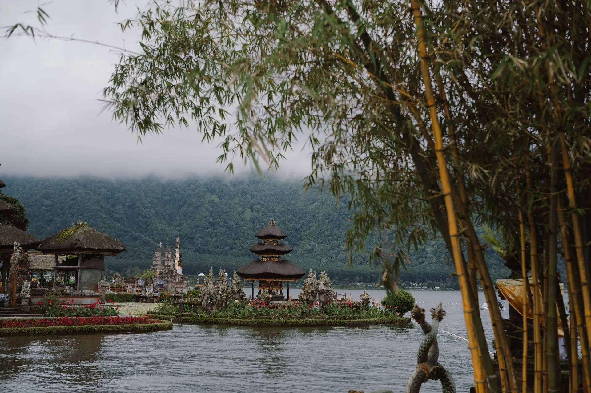 Kuala Lumpur, Singapur ve Bali Turu – Turlar dahil