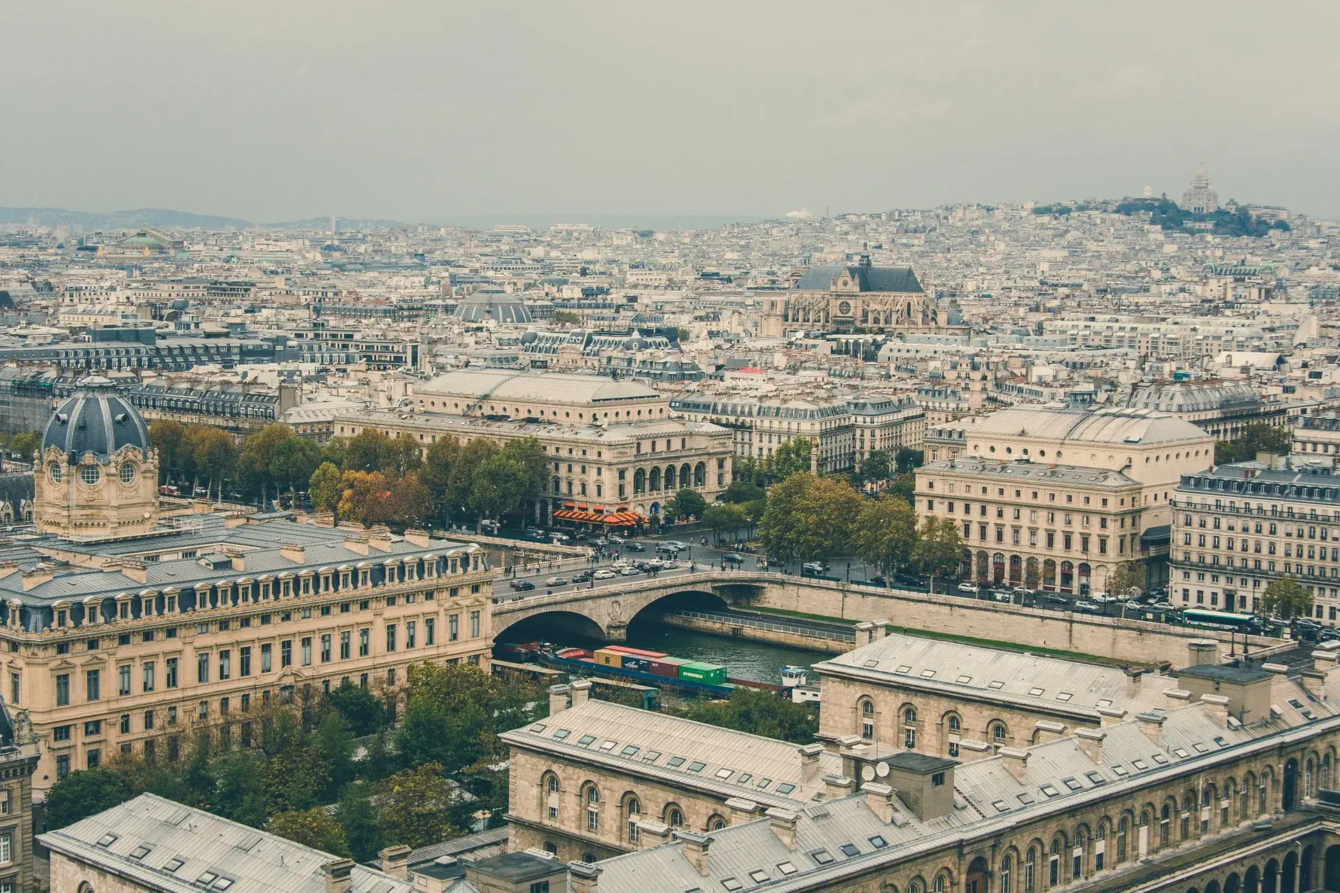 Paris ve Reims Noel Pazarları Turu – Antalya çıkışlı