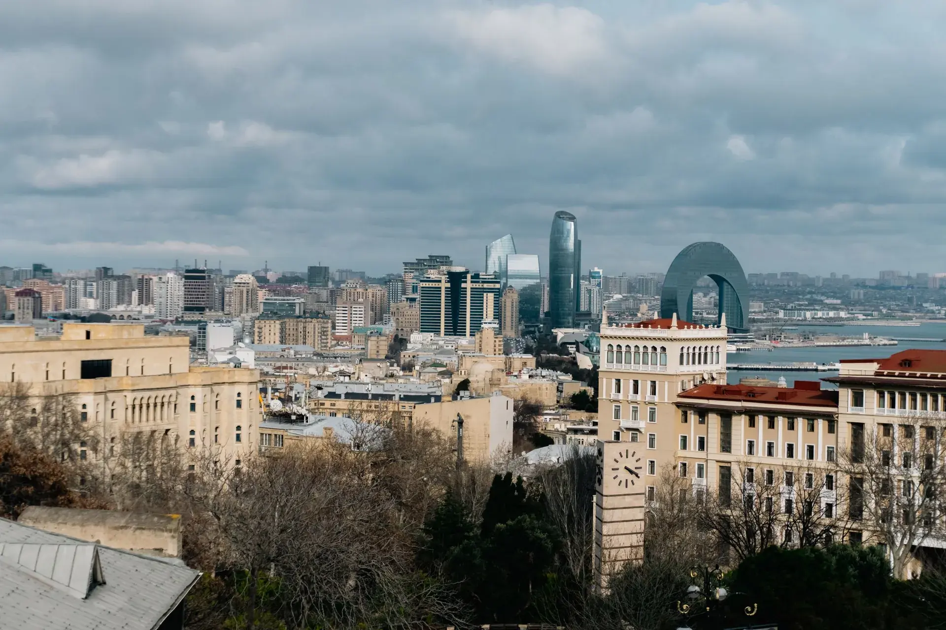 Bakü şehir manzarası